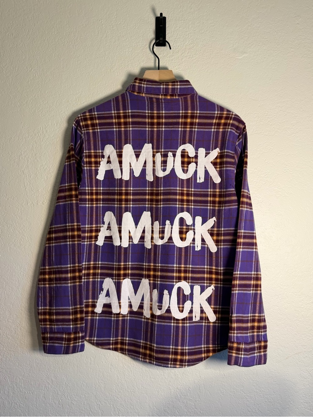 Cakeworthy Disney Hocus Pocus Amuck Plaid Flannel Shirt Size M